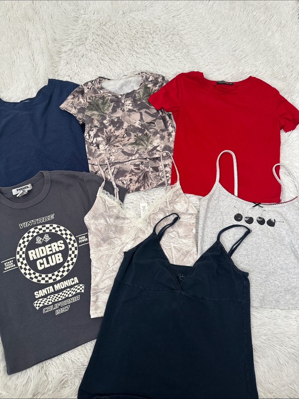 🦘 Bundle of 7 Baby Tees & Tank Tops Size S/XS